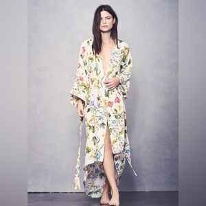 Maison du Soir Isabella Robe - Wallpaper Floral